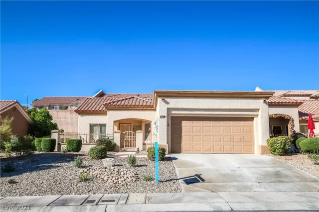 MLS: 2336461 Condo For Sale