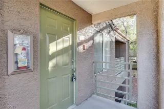 Photo #1: 2336554 Listing