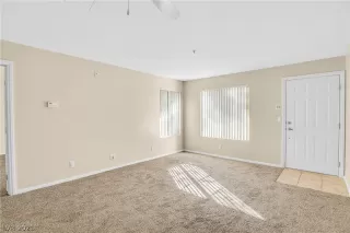 Photo #3: 2336554 Listing