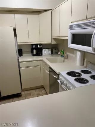 Photo #1: 2336560 Listing 