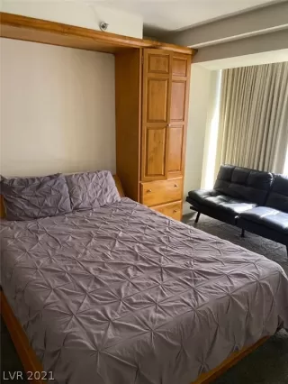 Photo #5: 2336560 Listing 