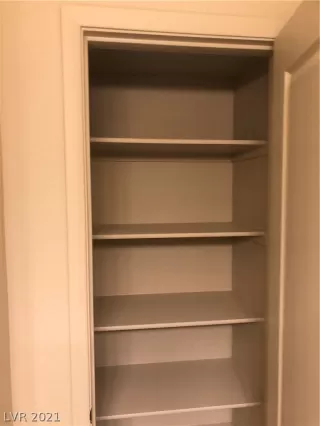 Photo #6: 2336571 Listing 