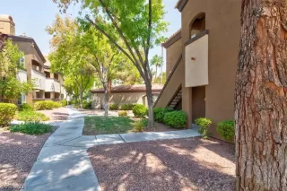 Photo #1: 2336583 Listing