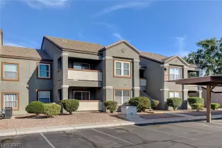 Photo #2: 2336607 Listing