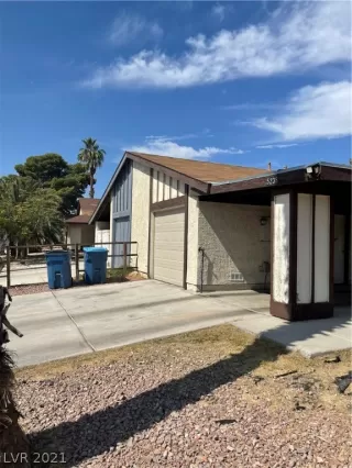 Photo #1: 2336610 Listing 