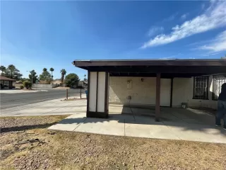 Photo #4: 2336610 Listing 