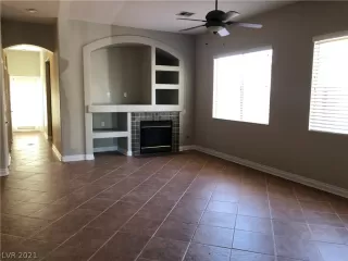 Photo #1: 2336687 Listing 