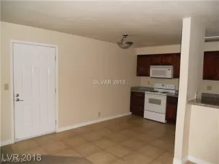 Photo #2: 2336706 Listing