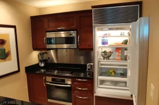 Photo #2: 2336754 Listing 