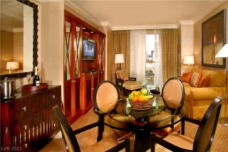 Photo #3: 2336754 Listing 