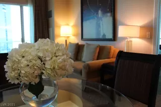 Photo #4: 2336754 Listing 