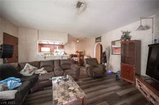 Photo #5: 2336782 Listing 