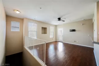 Photo #1: 2336840 Listing 