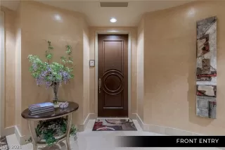 Photo #3: 2336851 Listing