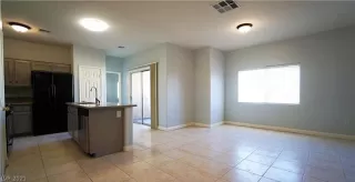 Photo #5: 2336863 Listing 