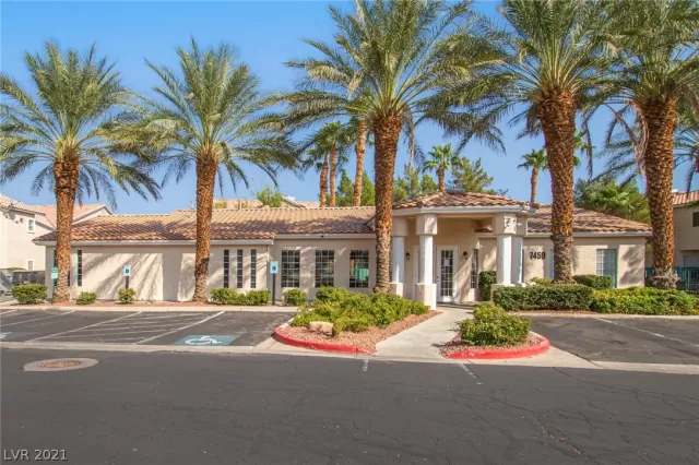 MLS: 2336880 Condo For Sale