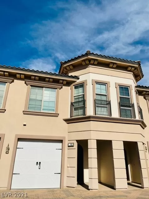 MLS: 2337005 Condo For Sale