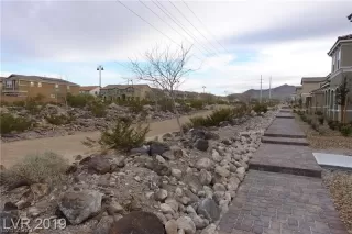 Photo #3: 2337065 Listing