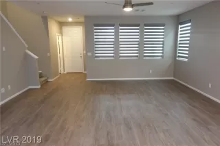 Photo #6: 2337065 Listing