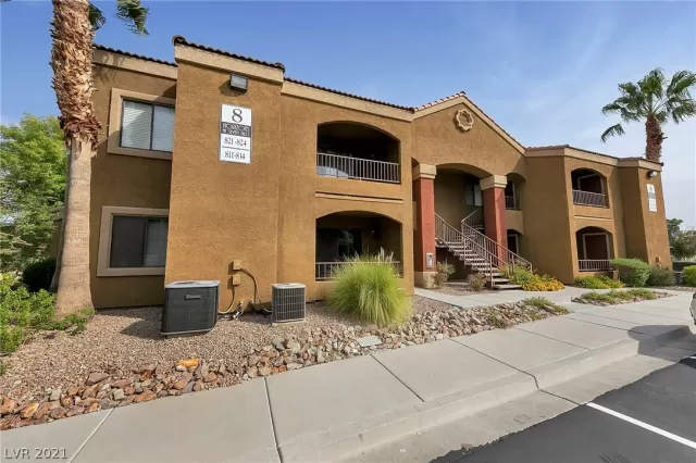 MLS: 2337067 Condo For Sale