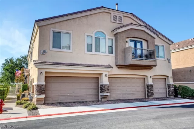 MLS: 2337070 Condo For Sale