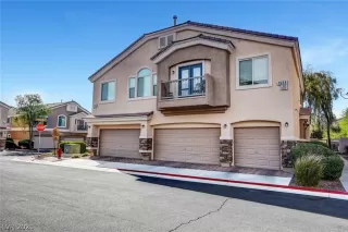 Photo #1: 2337070 Listing 