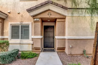 Photo #3: 2337070 Listing 