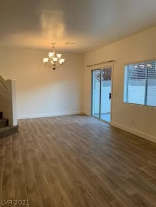 Photo #1: 2337073 Listing