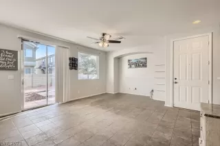 Photo #1: 2337083 Listing