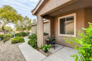 Photo #1: 2337084 Listing 