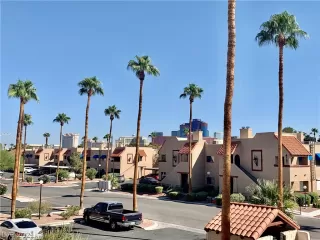 Photo #2: 2337126 Listing