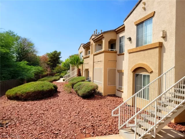 MLS: 2337175 Condo For Sale