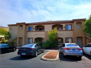 Photo #1: 2337175 Listing 