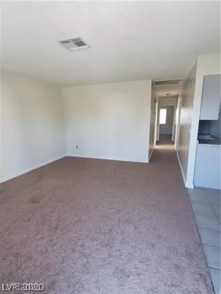 Photo #2: 2337188 Listing