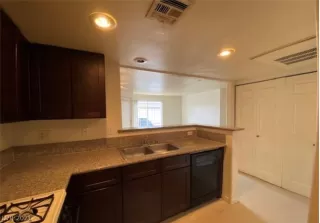 Photo #2: 2337226 Listing 