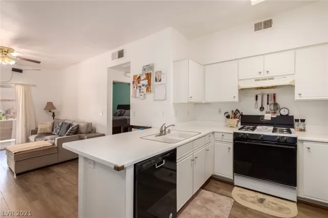 MLS: 2337229 Condo For Sale
