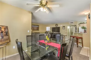 Photo #4: 2337257 Listing