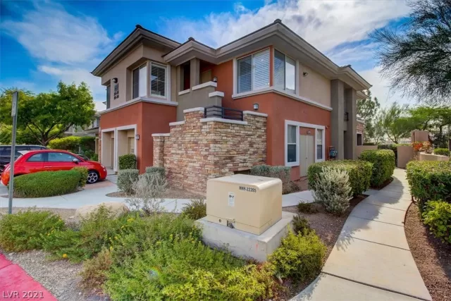 MLS: 2337259 Condo For Sale