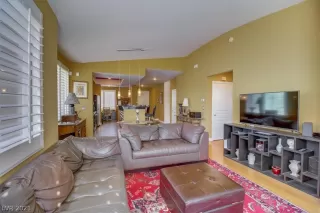 Photo #6: 2337259 Listing 