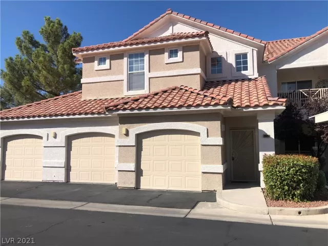 MLS: 2337277 Condo For Sale