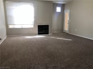 Photo #5: 2337277 Listing 