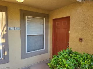 Photo #4: 2337287 Listing