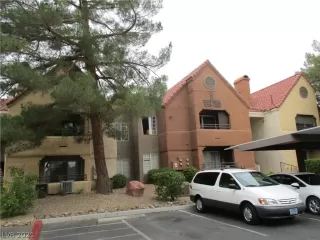 Photo #2: 2337347 Listing