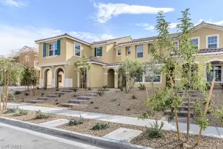 Photo #2: 2337479 Listing 