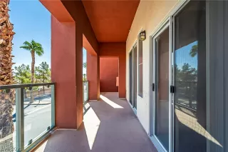 Photo #4: 2337515 Listing