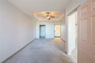 Photo #6: 2337515 Listing