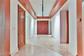 Photo #2: 2337532 Listing 