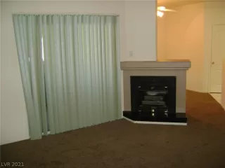 Photo #3: 2337546 Listing 