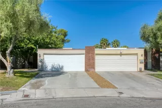 Photo #2: 2337551 Listing 