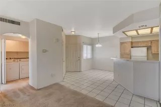 Photo #3: 2337557 Listing 